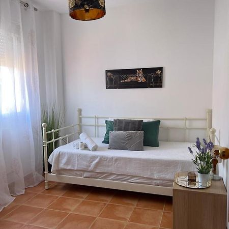 Mex Appartement Mairena del Aljarafe Buitenkant foto